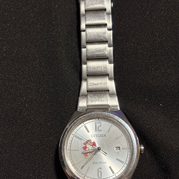 Disney citizen men’s grumpy collector watch stainless steel - Picture 7 of 10